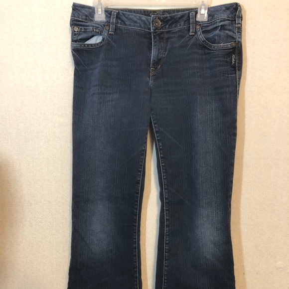 Silver Jeans - Picture 1 of 7